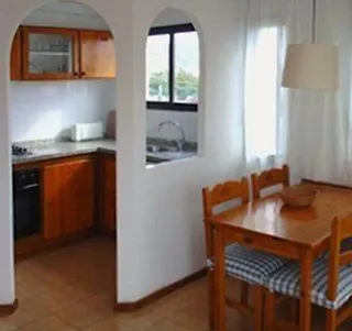Hg Cristian Sur Apartament *